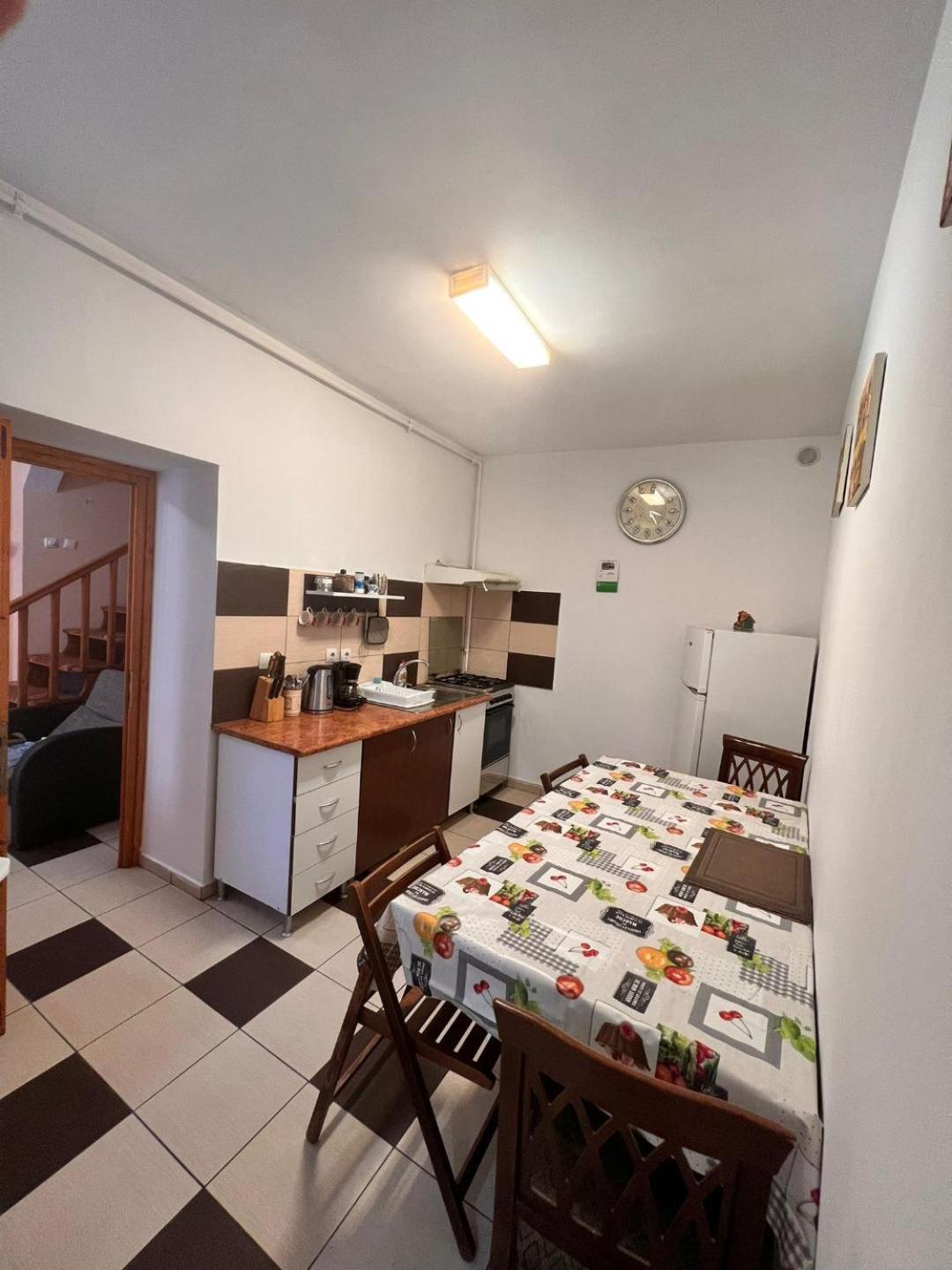 Apartament Simon Braşov Exterior foto